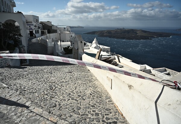 Σαντορίνη: Μια 94χρονη θυμάται τον μεγάλο σεισμό του 1956 - «Ήταν απότομος, σαν βροντή