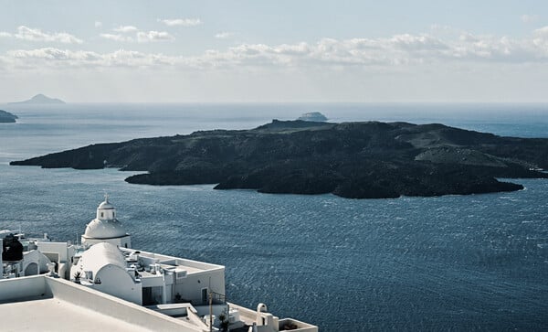 Σεισμοί σε Σαντορίνη και Αμοργό: «Πιθανό να συνεχιστούν μέχρι το καλοκαίρι» λέει ο Παπαζάχος