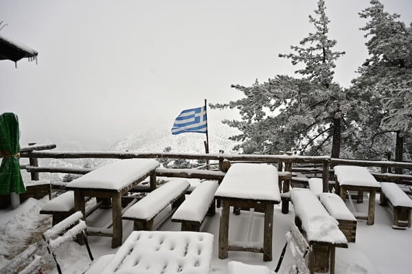 Καιρός: Υποχωρούν οι χιονοπτώσεις - Έρχονται νεφώσεις και βροχές