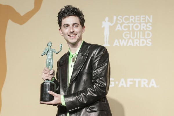 SAG Awards 2025: Οι μεγάλοι νικητές στα βραβεία των Ηθοποιών