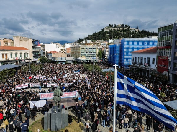 Τέμπη: Μαζικά συλλαλητήρια σε κάθε πόλη της Ελλάδας