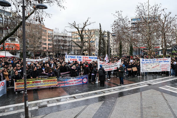 Τέμπη - Συγκεντρώσεις στην επαρχία