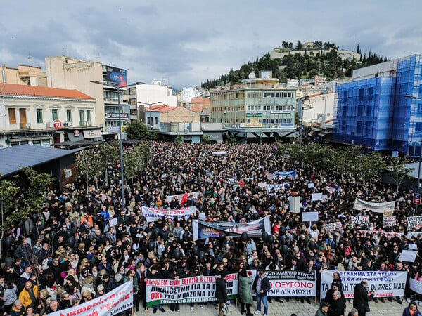 Τέμπη: Μαζικά συλλαλητήρια σε κάθε πόλη της Ελλάδας