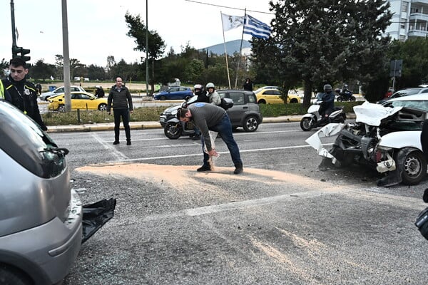 Τροχαίο στην Κατεχάκη: Δύο νεκροί και τέσσερις τραυματίες σε καραμπόλα τριών οχημάτων