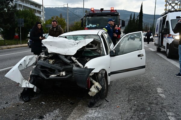 Τροχαίο στην Κατεχάκη: Δύο νεκροί και τέσσερις τραυματίες σε καραμπόλα τριών οχημάτων