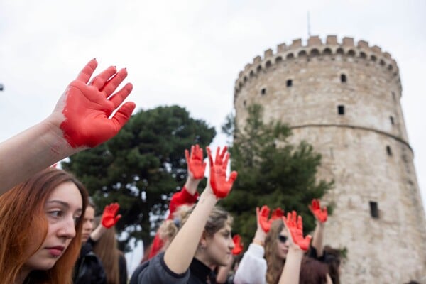 Θεσσαλονίκη: Συγκέντρωση και πορεία φοιτητών για τα Τέμπη - Κλειστοί σταθμοί μετρό