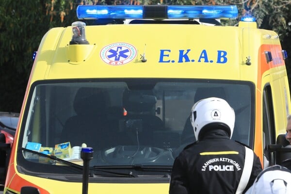 Τρίκαλα: Οδηγός παρέσυρε και εγκατέλειψε 16χρονη