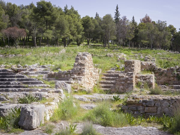 Ιερά Απόλλωνος Δειραδιώτη και Αθηνάς Οξυδερκούς