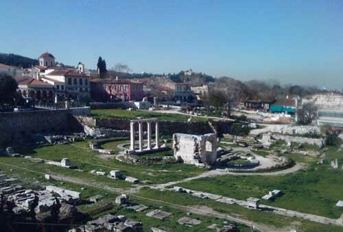 Άρχισαν τα όργανα, σήκω απ’ τη θέση σου...