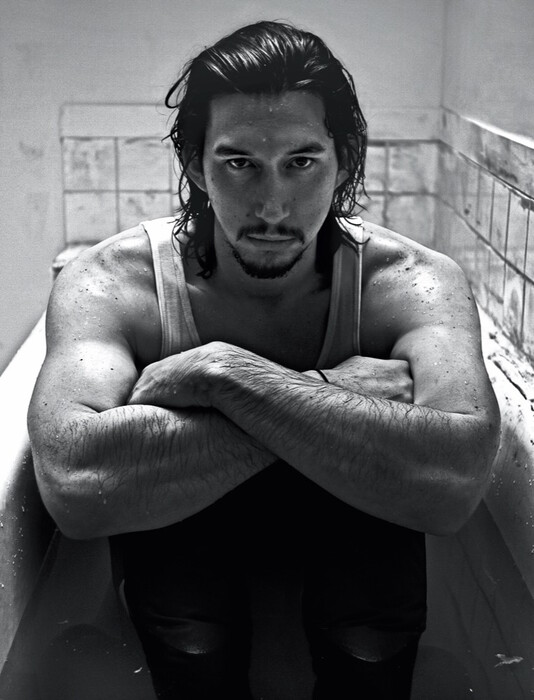 Να γιατί ο Adam Driver είναι ο επόμενος μεγάλος σταρ του Χόλιγουντ