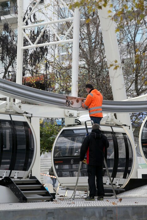 Έτοιμη η ρόδα στο Σύνταγμα