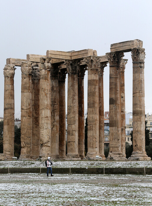 Η Αθήνα στα λευκά