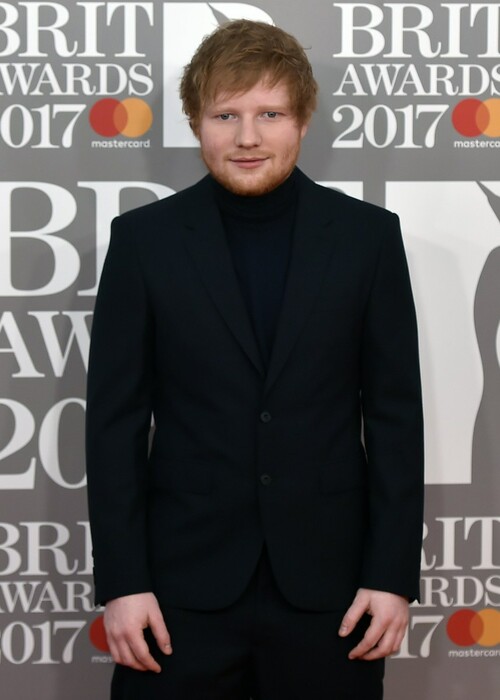 Brit Awards 2017: Oι νικητές και οι σταρς στο κόκκινο χαλί του O2 Arena στο Λονδίνο