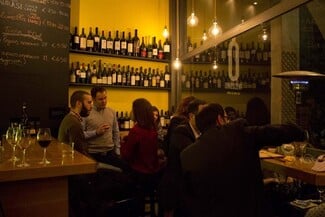 Στα Wine Bars της πόλης!