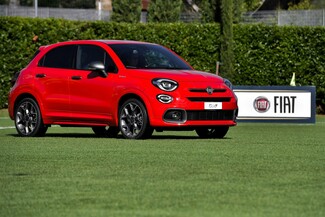 Το νέο Fiat 500X Sport παίζει μπάλα α λα ιταλικά