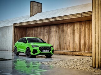 Τα νέα Audi RS Q3 και RS Q3 Sportback δεν αστειεύονται