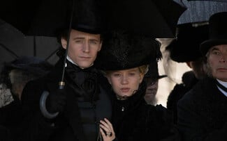 Crimson Peak (Πορφυρός Λόφος)