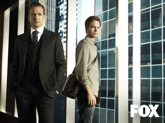 Η δημοφιλής σειρά «Suits» έρχεται καθημερινά στο Fox!