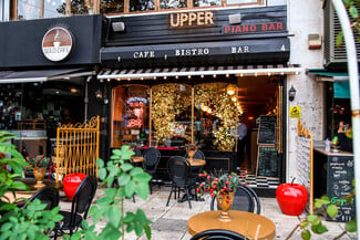 Upper Brunch και Bistro 