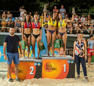 Είδαμε beach volley στο Σύνταγμα παρέα με Lipton Ice Tea Sparkling και παίξαμε το πιο δροσερό interactive game