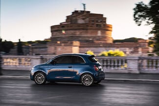 Το Fiat 500e γεννήθηκε ηλεκτρικό