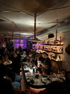 Το Casablanca social club γιορτάζει και φέτος τα γενέθλια του (01_02_03_04_05 Οκτωβρίου) με μια πενθήμερη " Fiesta " υπερβολών και υπερβάσεων 