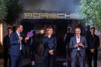 Η νέα Porsche Macan μας έβαλε στην πρίζα