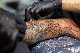 Η Vans στο 8ο Athens Tattoo Expo, έτοιμη να αναδείξει αυθεντικότητα και δημιουργικότητα