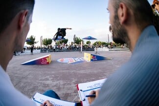 To Red Bull King of the Square κατέκτησε τον Άλιμο- Ετοιμάσου για το επόμενο μεγάλο skate event στον Πειραιά 