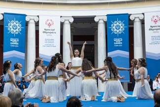 Special Olympics Hellas: Η Φλόγα της Ελπίδας ξεκίνησε το ταξίδι της για το Τορίνο σε μια συγκινητική τελετή