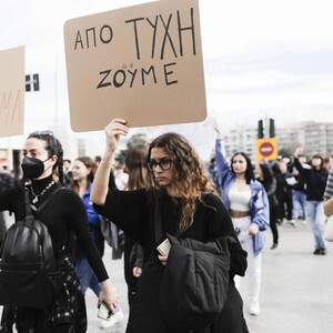 H τραγωδία στα Τέμπη ως κομβικό γεγονός