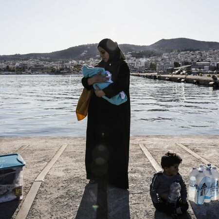 Η λεπτή γραμμή της δημοκρατίας και ένα γράμμα σ’ εσένα που φοβάσαι