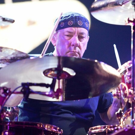 Πέθανε ο Neil Peart, θρυλικός ντράμερ των Rush