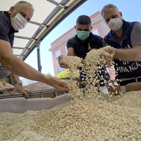 Ιταλία: Κατασχέθηκαν 14 τόνοι χάπια captagon του Ισλαμικού Κράτους- Αξίας 1 δισ. ευρώ