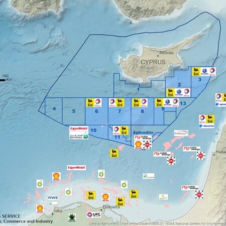 Κυπριακή ΑΟΖ: Έπεσαν οι υπογραφές της κοινοπραξίας TOTAL και ΕΝΙ για το τεμάχιο 7