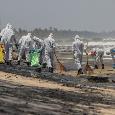 Sri Lanka, Facing ‘Worst’ Marine Disaster, Investigates Cargo Ship Fire