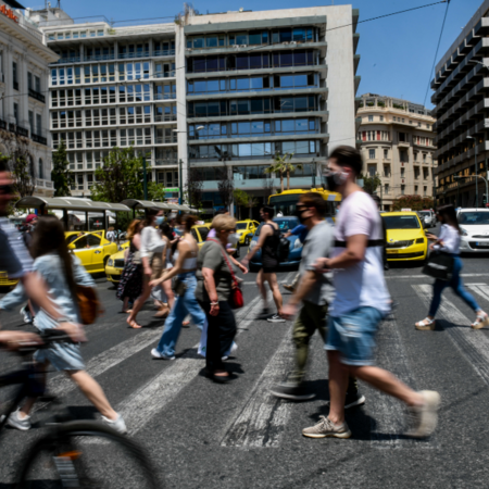 Πέτσας για κορωνοϊό: Όποιο μέτρο χρειαστεί να παρθεί θα παρθεί – Κρίσιμοι μήνες Ιούλιος και Αύγουστος