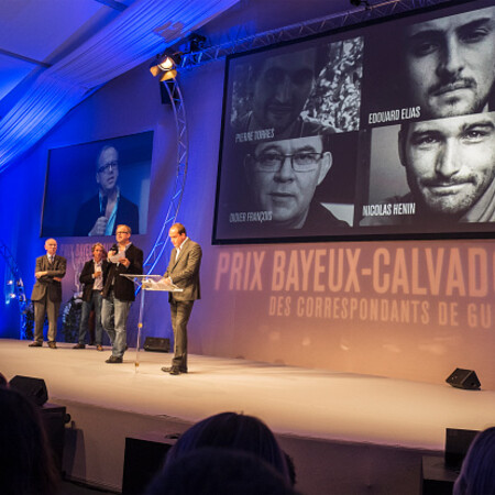 Γαλλία: Σε ανώνυμο νικητή το βραβείο Bayeux για πολεμικούς ανταποκριτές