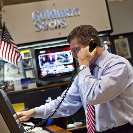 Goldman Sachs: Νέες παροχές στους εργαζομένους - Για να τους προφυλάξει από το burnout του κορωνοϊού 