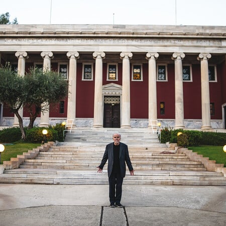 Μιχάλης Γκανάς: «Μου λείπουν οι στιγμές που οι άνθρωποι χαίρονταν με τα μικρά και τα λίγα»