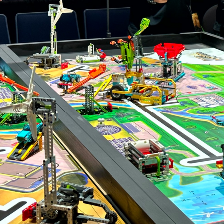 First Lego League: Μαθητές από την Καλαμαριά σε διεθνή διαγωνισμό ρομποτικής στο Μαρόκο 