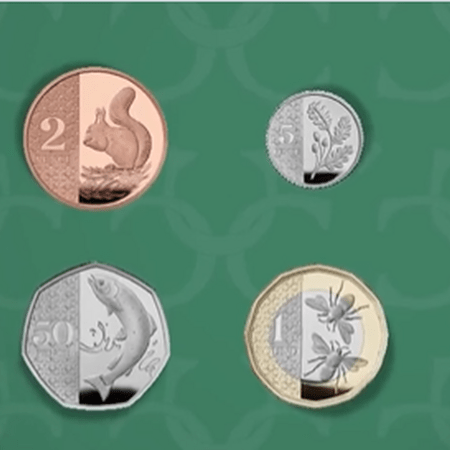 Τα νέα νομίσματα στο Ηνωμένο Βασίλειο σχεδιάστηκαν για να βοηθήσουν τα παιδιά να μετράνε
