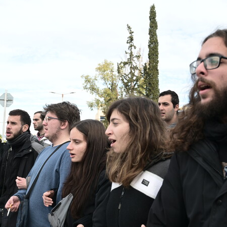 Πρυτάνεις για καταλήψεις στα πανεπιστήμια: «Θέτουν σε κίνδυνο το εαρινό εξάμηνο»