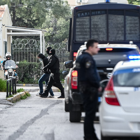 Στον ανακριτή 6 από τους 10 συλληφθέντες για τη «Σύμπραξη Εκδίκησης»