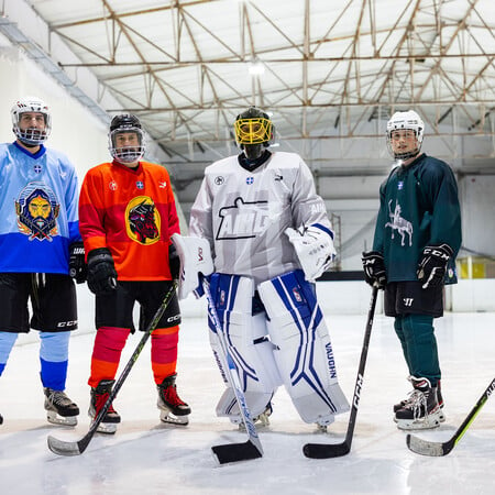 Το ice hockey στην Αθήνα είναι στην κυριολεξία το πιο κουλ πράγμα που είδαμε τελευταία