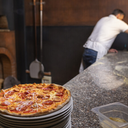 Ο «πόλεμος της πίτσας» στη Νέα Υόρκη για τη μείωση των εκπομπών άνθρακα από τους ξυλόφουρνους