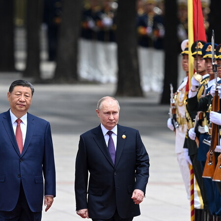 Ρωσία και Κίνα προειδοποιούν για πυρηνικό πόλεμο