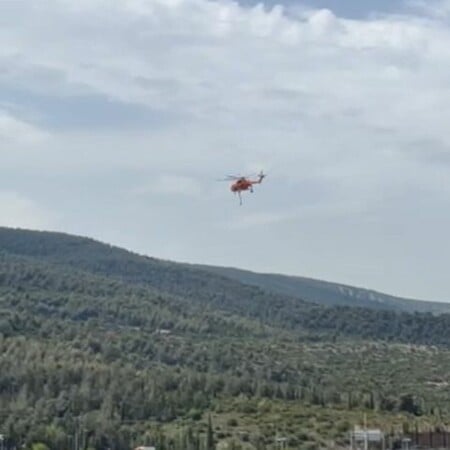 Αεροσκάφη και ελικόπτερα πάνω από την Αθήνα: Γιατί πετούσαν σήμερα