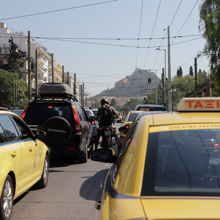 Κίνηση στους δρόμους: Μποτιλιάρισμα στον Κηφισό – Αναλυτικά τα προβλήματα