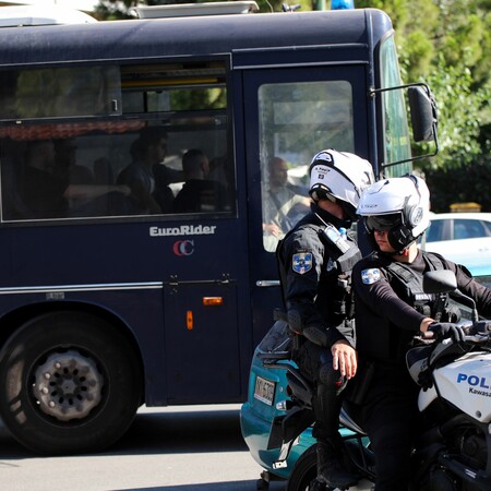 Κύκλωμα εκβιαστών: Προφυλακίστηκαν επτά – Αύριο απολογούνται οι υπόλοιποι έξι